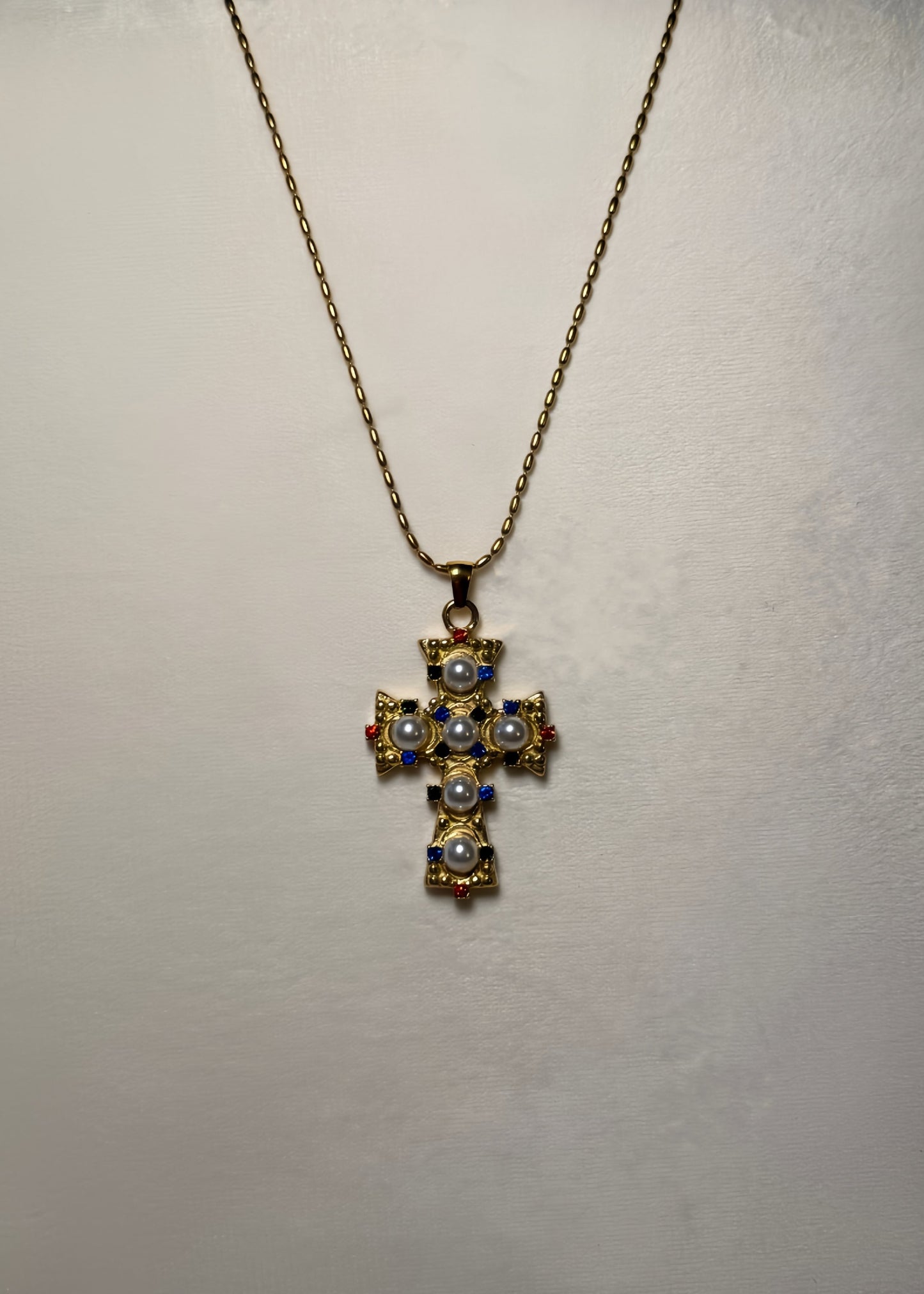 Regal Pearl Necklace