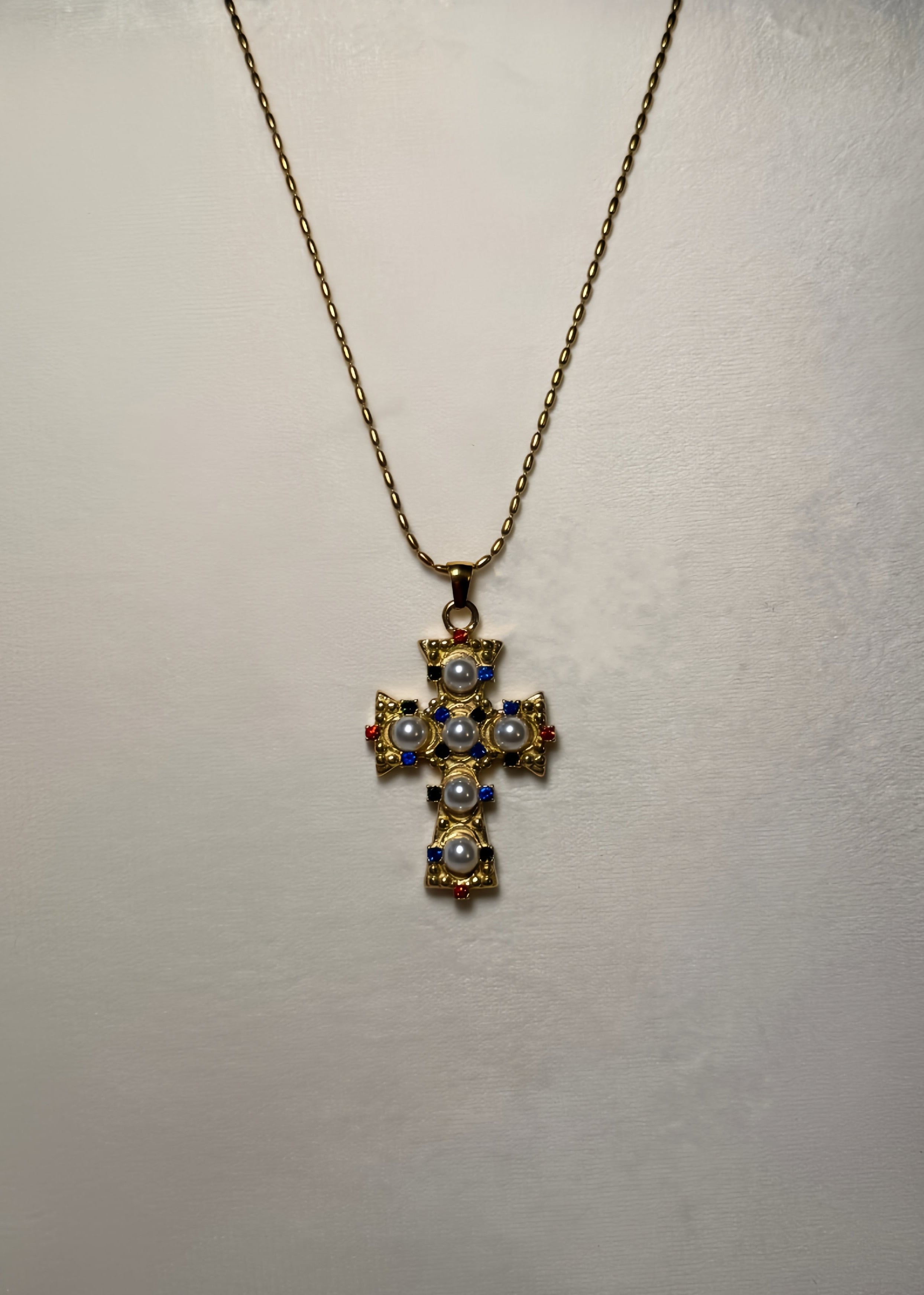 Regal Pearl Necklace