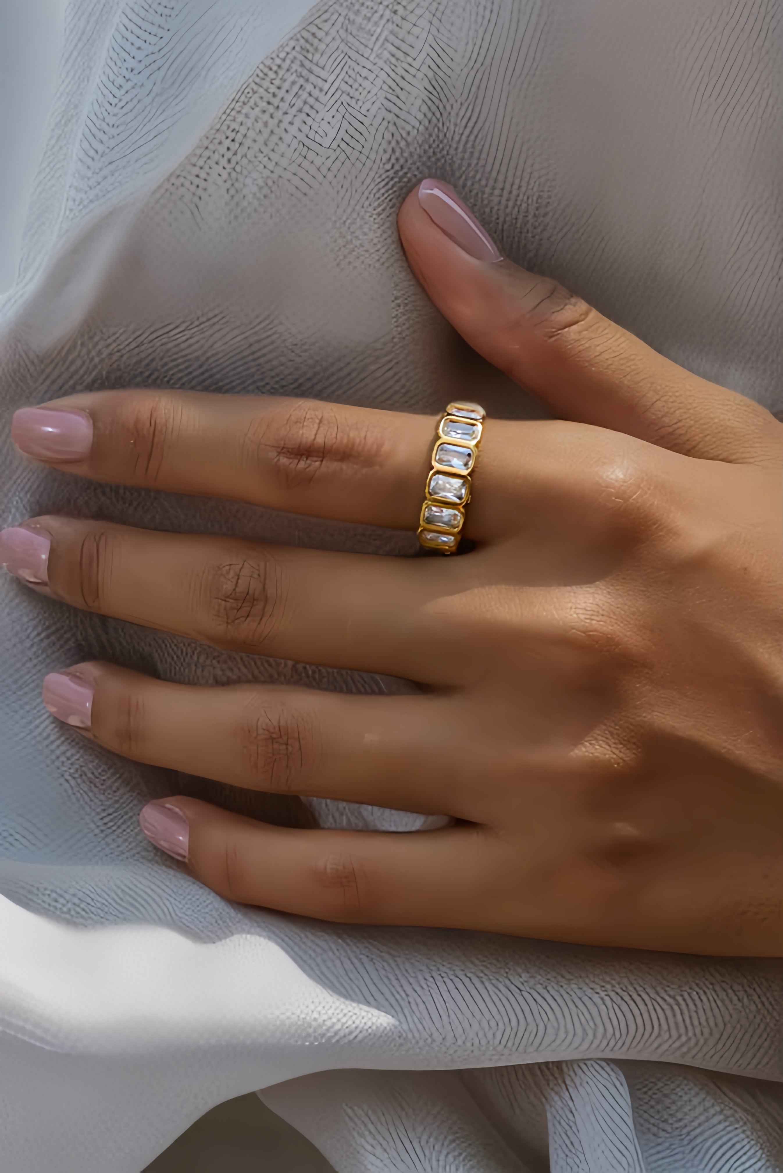 Halo Ring