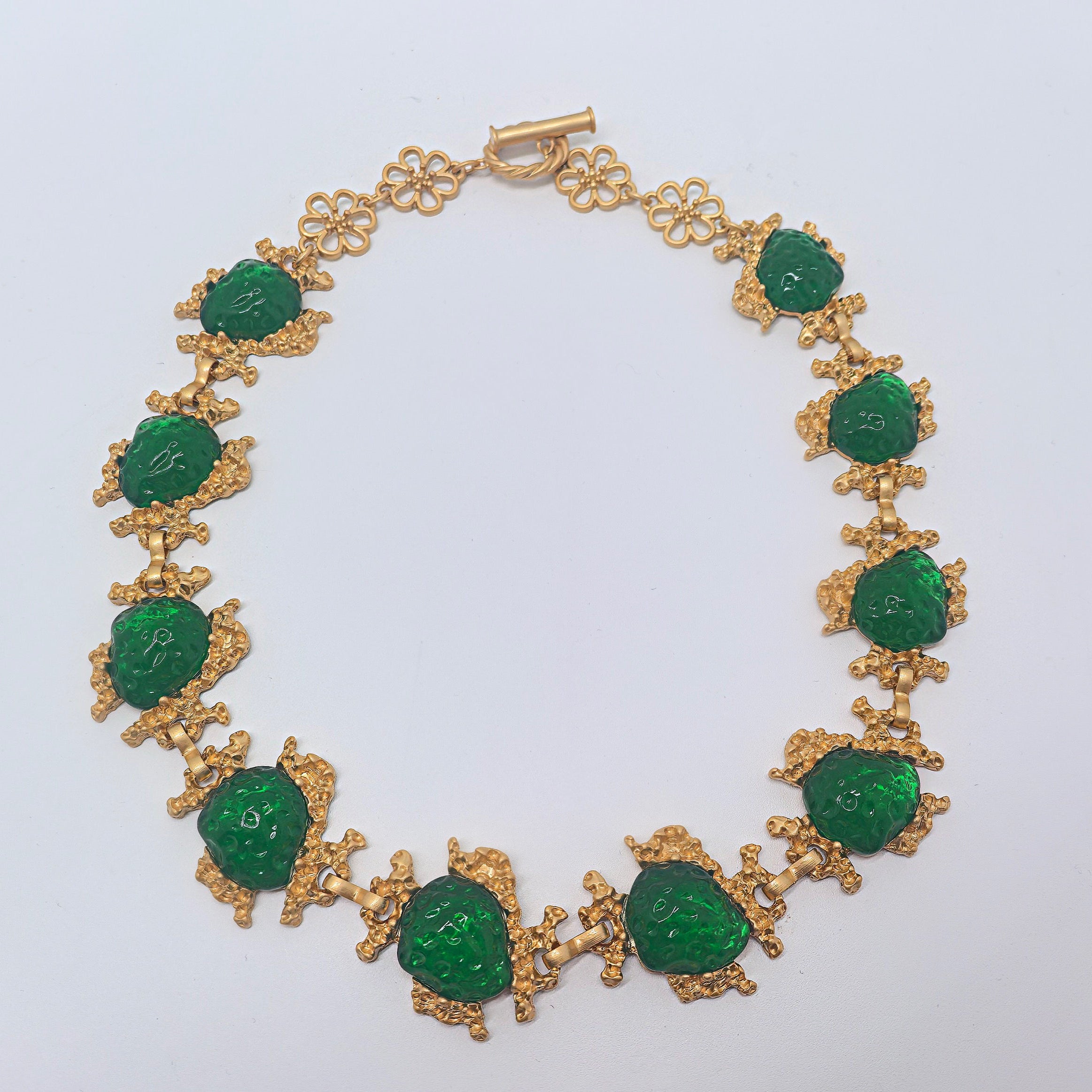 Everlasting Vine Necklace