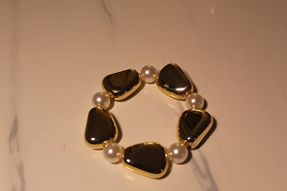 Pebble & Pearl Bracelet