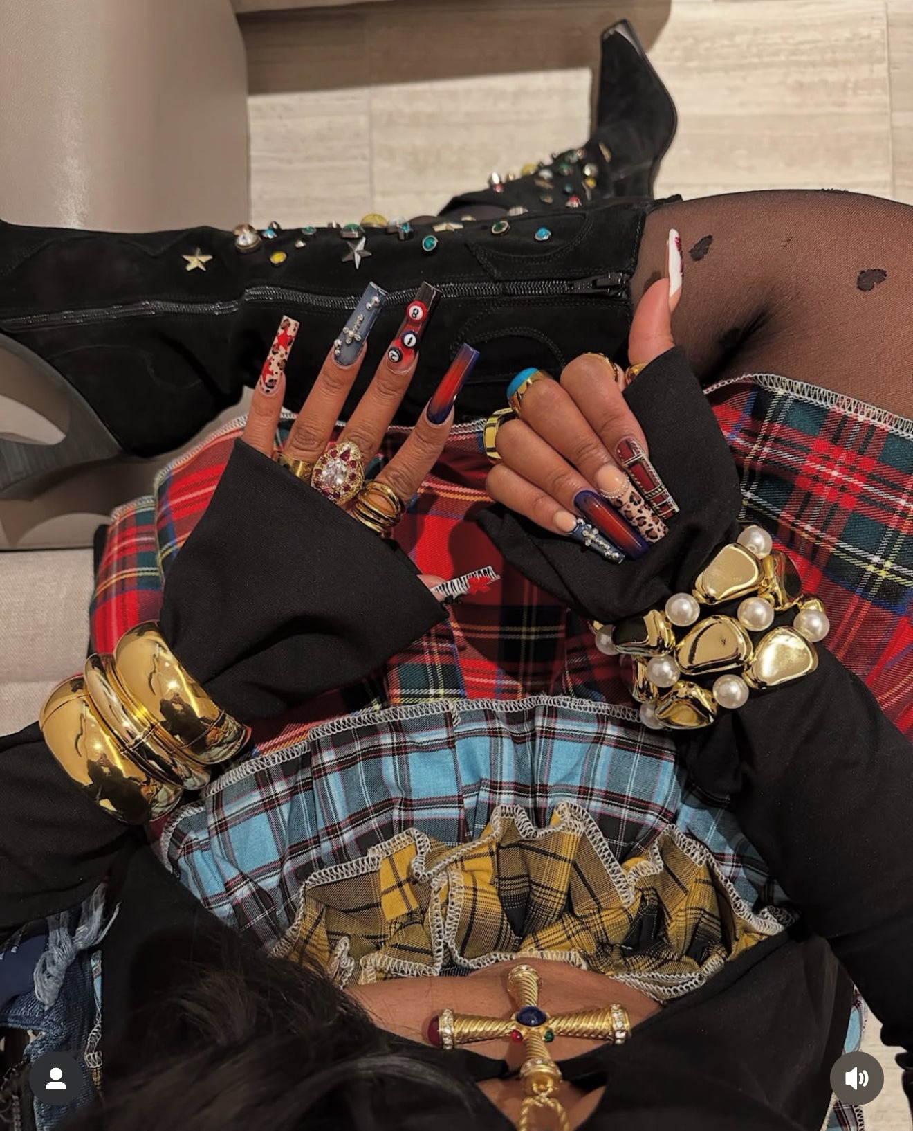 Pebble & Pearl Bracelet