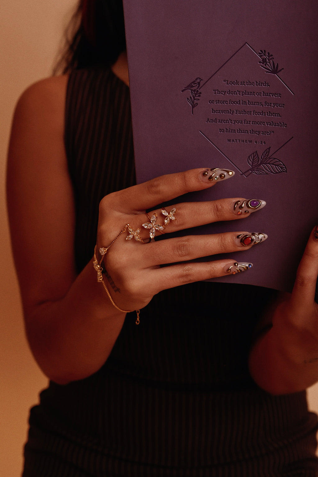 Lily Hand Chain