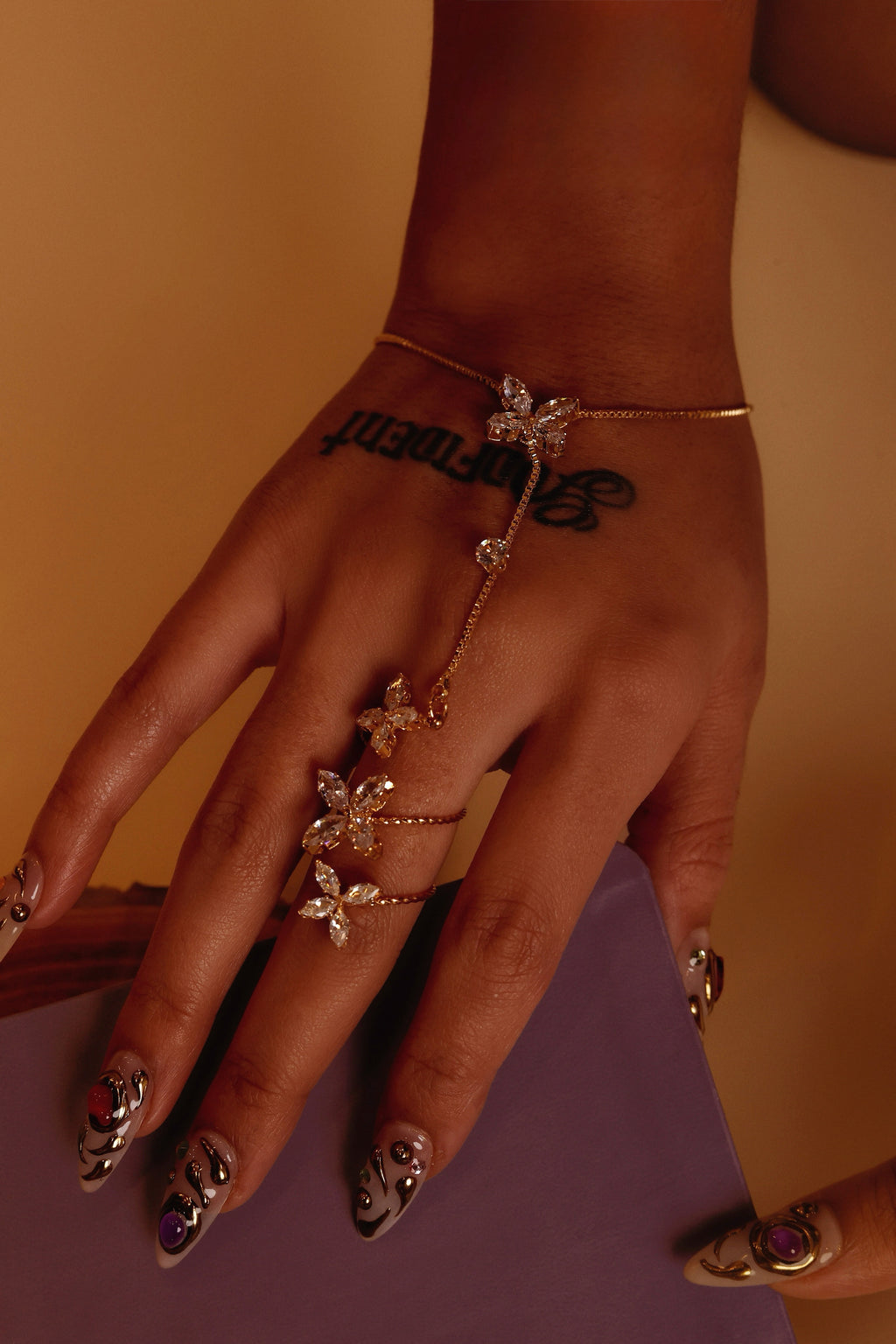 Lily Hand Chain